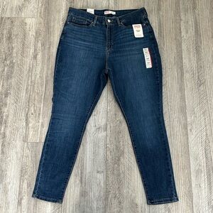 NWT Levi High Rise Skinny Women's Blue Jeans